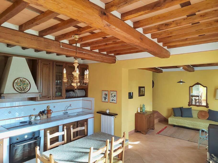 Villa Donnola: Casa Rosmarino Фучеккьо Экстерьер фото