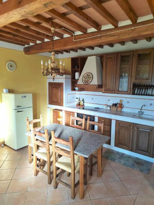 Villa Donnola: Casa Rosmarino Фучеккьо Экстерьер фото
